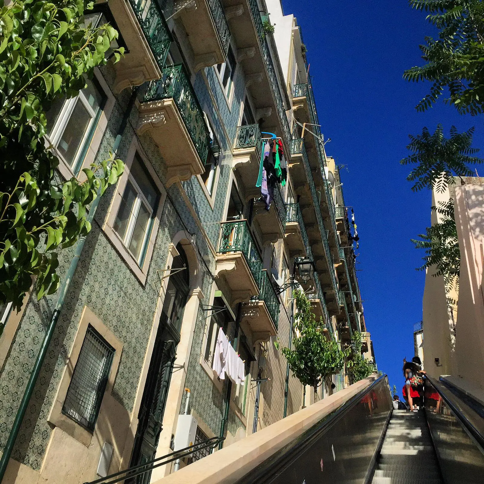 TIPS TO AVOID SLOPES IN LISBON (FREE) Blue Emotion Tours